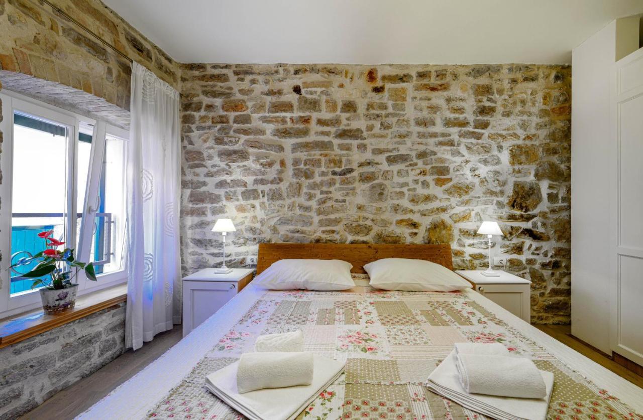 Apartments Festum Šibenik Esterno foto
