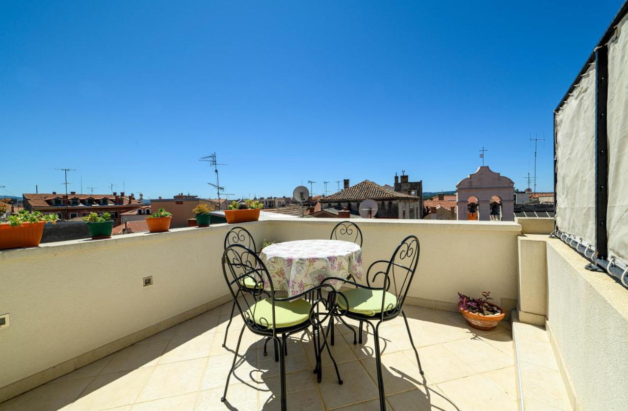 Apartments Festum Šibenik Esterno foto