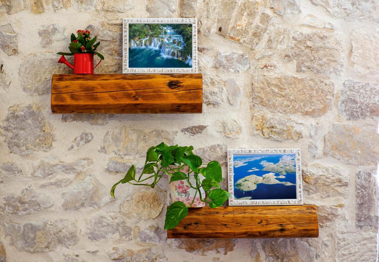 Apartments Festum Šibenik Esterno foto