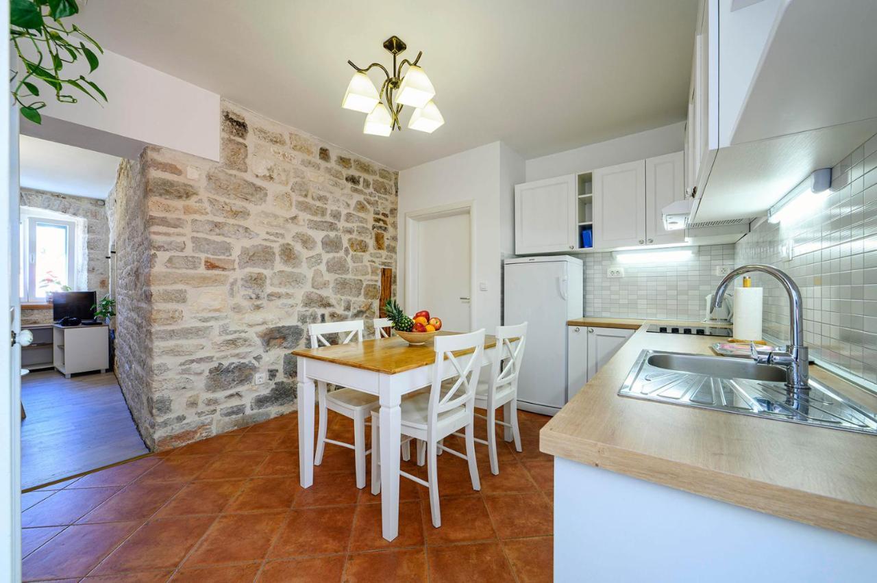 Apartments Festum Šibenik Esterno foto